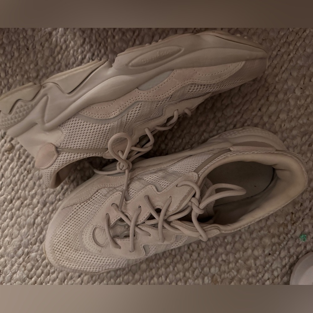 Ozweego Adidas Sneakers (GOAT)
